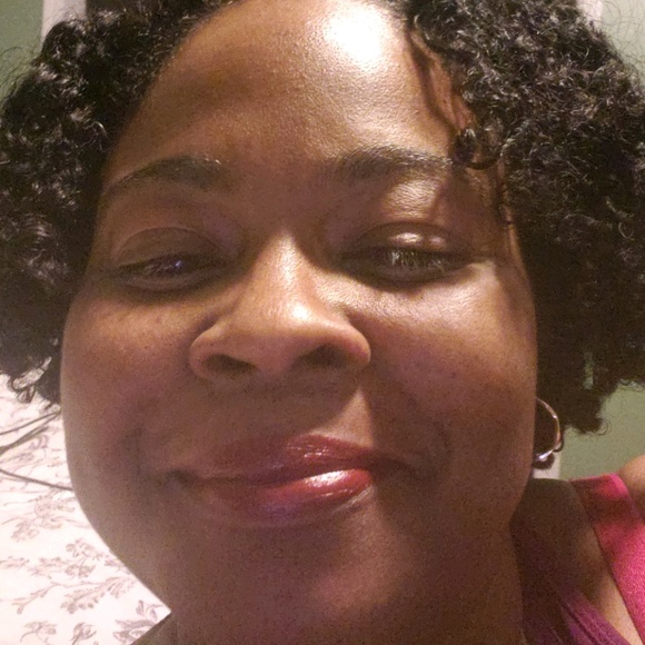Meet your Posher, Wanda - Picture 1 of 1